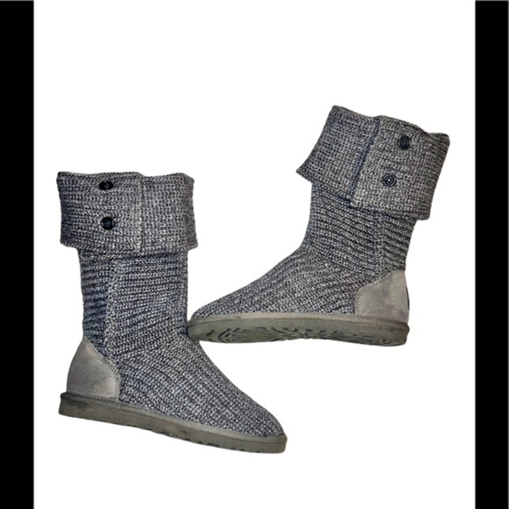UGG Australia Grey Cardigan Button up boots size us 6